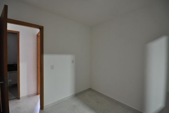 Quarto 1 de apartamento para alugar com 1 quarto, 38m² em Vila Isolina Mazzei, São Paulo