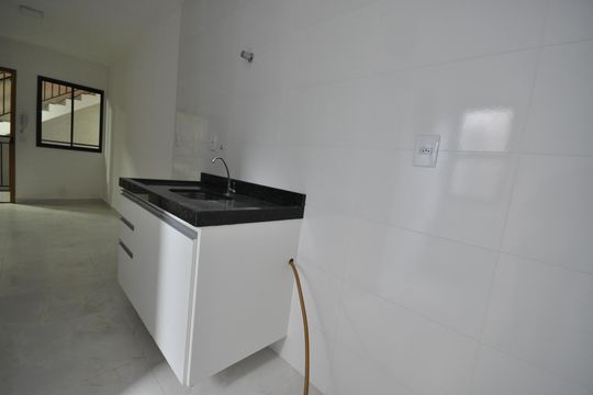 Cozinha de apartamento para alugar com 1 quarto, 38m² em Vila Isolina Mazzei, São Paulo