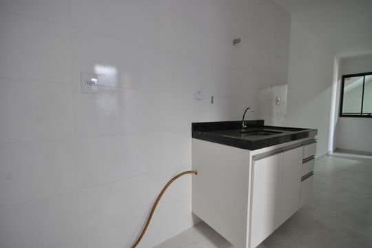 Cozinha de apartamento para alugar com 2 quartos, 38m² em Vila Isolina Mazzei, São Paulo