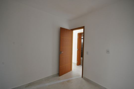 Quarto 1 de apartamento para alugar com 2 quartos, 38m² em Vila Isolina Mazzei, São Paulo