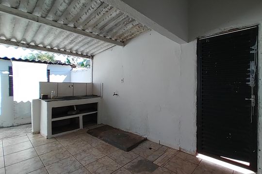 Cozinha de casa para alugar com 3 quartos, 120m² em São Jorge, Uberlândia