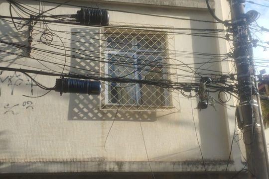 placa instalada TIKP-250 de apartamento à venda com 3 quartos, 100m² em Santo Antônio, Belo Horizonte