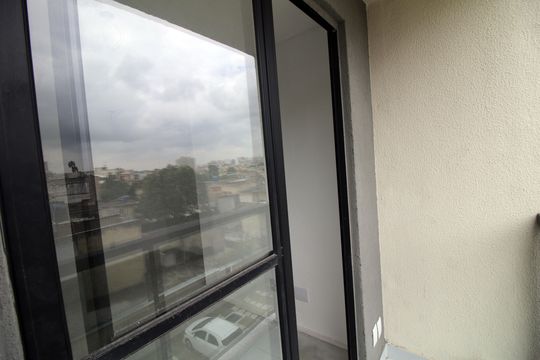 Varanda de apartamento para alugar com 2 quartos, 41m² em Vila Kosmos, Rio de Janeiro