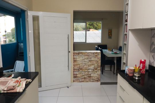 Cozinha de casa à venda com 5 quartos, 220m² em Belém Velho, Porto Alegre