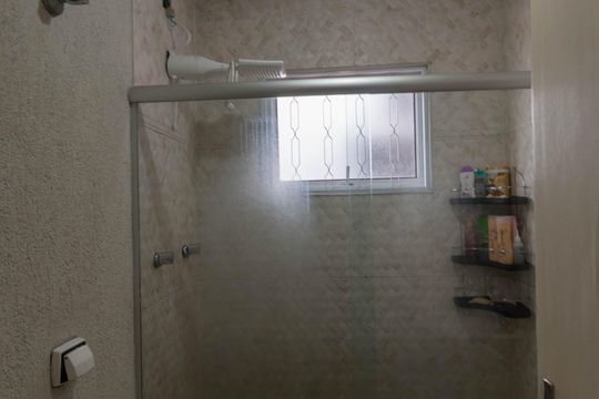 Banheiro 2 de casa à venda com 3 quartos, 200m² em Conjunto Habitacional Padre Anchieta, Campinas