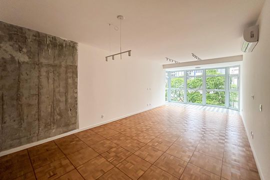 Sala de apartamento à venda com 3 quartos, 141m² em Jardim Paulista, São Paulo