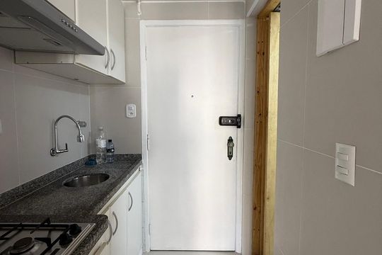 Cozinha de kitnet/studio para alugar com 1 quarto, 27m² em Vila Buarque, São Paulo