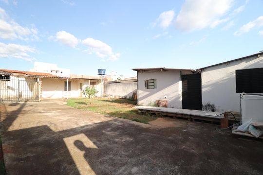 Área Comum de casa para alugar com 2 quartos, 60m² em Santa Mônica, Uberlândia