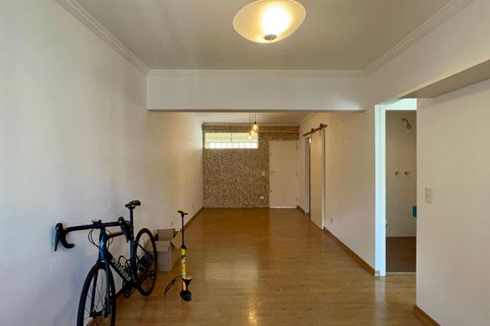 Sala de apartamento à venda com 2 quartos, 80m² em Jardim Paulista, São Paulo