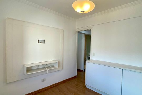 Suite de apartamento à venda com 2 quartos, 80m² em Jardim Paulista, São Paulo
