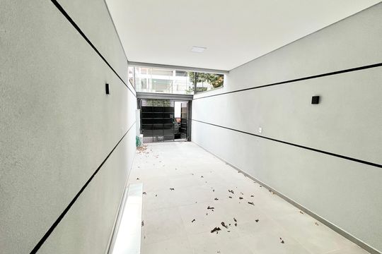 Garagem de casa à venda com 3 quartos, 123m² em Jardim Sao Paulo(zona Norte), São Paulo
