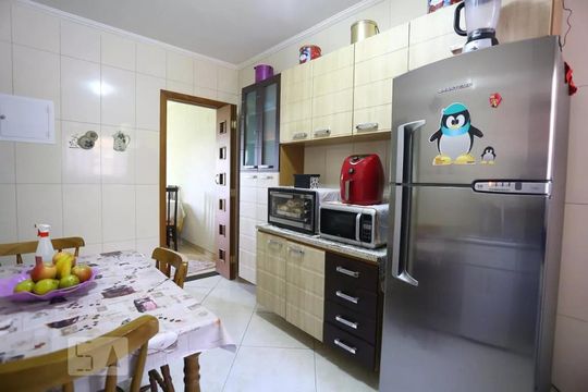 Cozinha de casa à venda com 2 quartos, 105m² em Bela Vista, Osasco