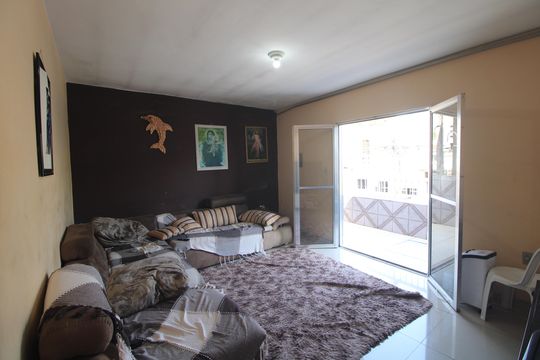 Casa à venda com 4 quartos, 220m² em Parque Santa Cecilia, São Paulo
