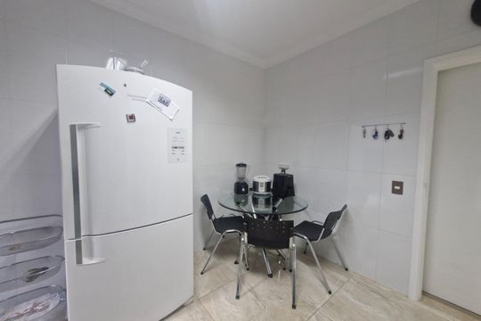 Casa à venda com 3 quartos, 256m² em Jardim Chapadão, Campinas
