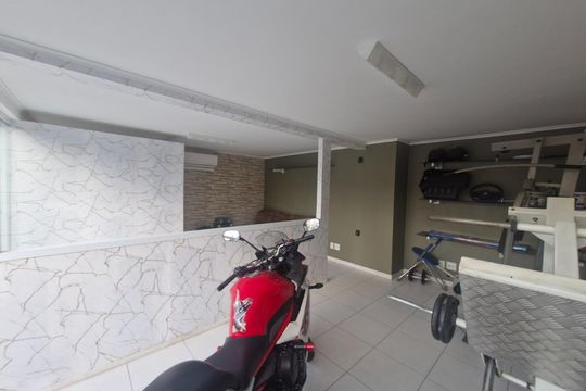 Casa à venda com 3 quartos, 256m² em Jardim Chapadão, Campinas