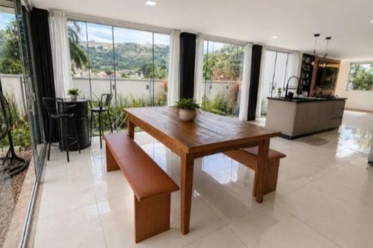 Cozinha de casa de condomínio à venda com 3 quartos, 50m² em Hípica, Porto Alegre