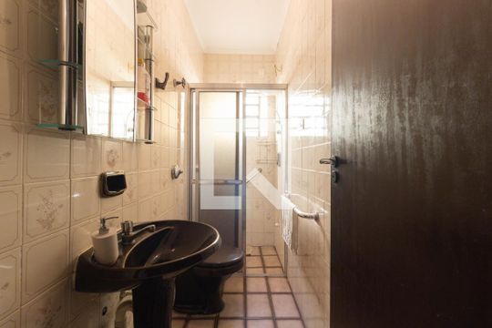 banheiro de casa à venda com 3 quartos, 1000m² em Tremembé, São Paulo