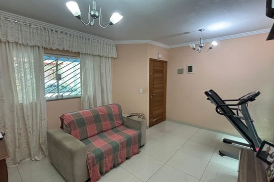Sala de casa à venda com 3 quartos, 178m² em Parque Marajoara, Santo André