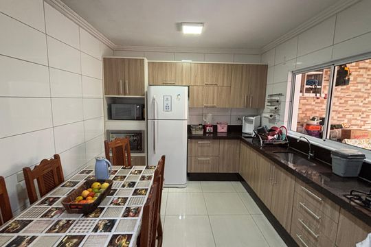 Cozinha de casa à venda com 3 quartos, 178m² em Parque Marajoara, Santo André