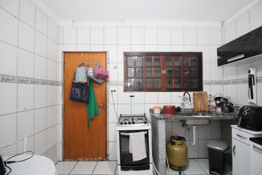 Cozinha de casa à venda com 3 quartos, 174m² em Vila Sonia, São Paulo