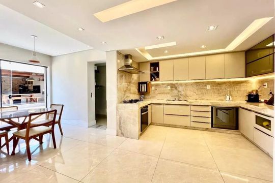 Cozinha de casa para alugar com 3 quartos, 694m² em Santa Branca, Belo Horizonte