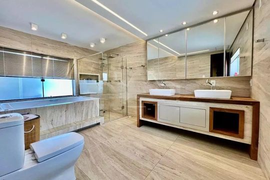Banheiro 3 de casa para alugar com 3 quartos, 694m² em Santa Branca, Belo Horizonte