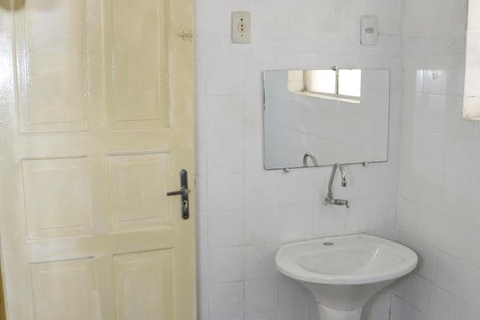 Banheiro Social de casa para alugar com 2 quartos, 70m² em Vila Nova Cachoeirinha, São Paulo