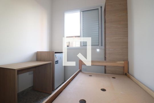 Kitnet/Studio para alugar com 1 quarto, 10m² em Vila Sao Pedro, Santo André
