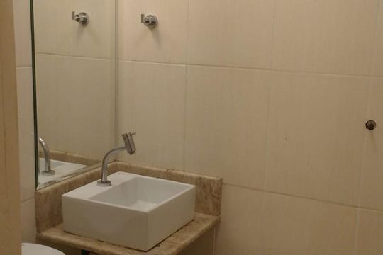 Banheiro de apartamento à venda com 3 quartos, 85m² em Vila Clementino, São Paulo