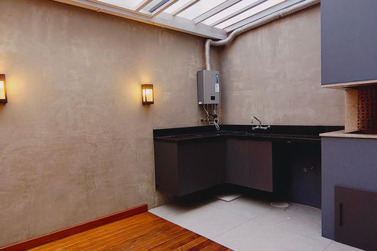 Área externa de casa para alugar com 2 quartos, 110m² em Igara, Canoas