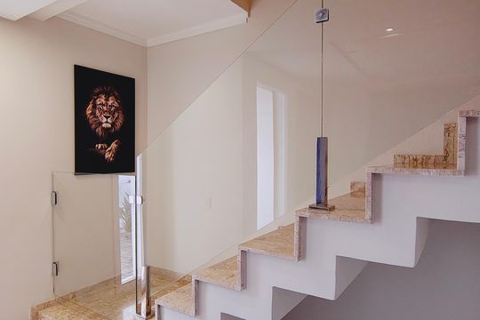 Escada de casa para alugar com 2 quartos, 110m² em Igara, Canoas