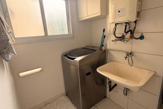 Lavanderia de apartamento à venda com 3 quartos, 62m² em Jardim Ipaussurama, Campinas