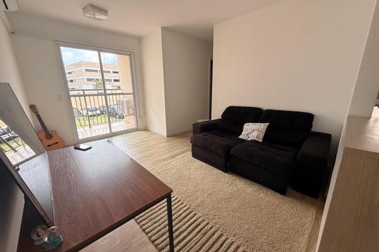 Sala de apartamento à venda com 3 quartos, 62m² em Jardim Ipaussurama, Campinas