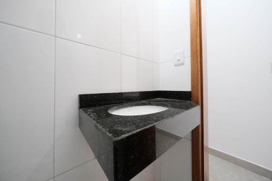 Lavabo de casa à venda com 2 quartos, 99m² em Parque Boturussu, São Paulo