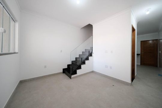 Casa à venda com 2 quartos, 99m² em Parque Boturussu, São Paulo