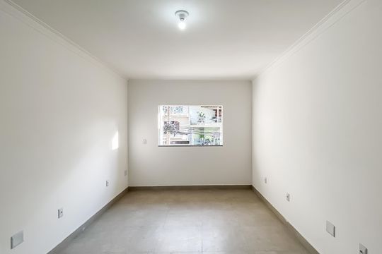Casa à venda com 2 quartos, 126m² em Vila Constanca, São Paulo