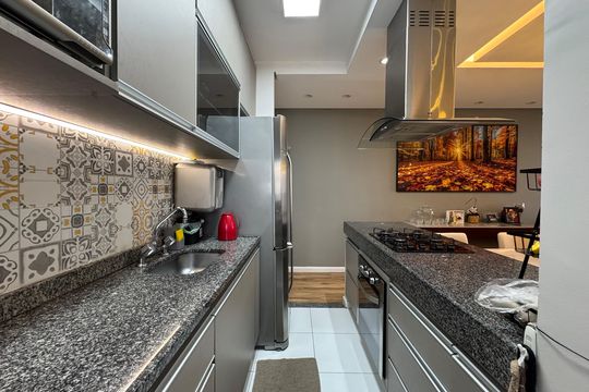Cozinha de apartamento à venda com 3 quartos, 72m² em Vila Osasco, Osasco