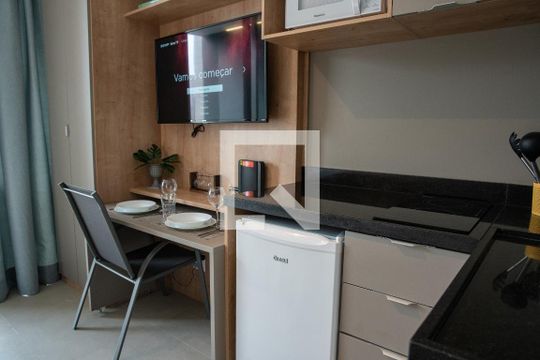 Apartamento para alugar com 1 quarto, 24m² em Perdizes, São Paulo