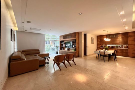 Apartamento à venda com 3 quartos, 190m² em Copacabana, Rio de Janeiro