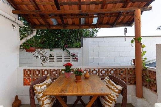 Quintal de casa à venda com 2 quartos, 250m² em Vila Anglo Brasileira, São Paulo