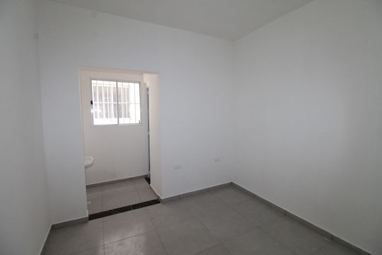 Quarto de kitnet/studio para alugar com 1 quarto, 28m² em Jardim da Granja, São José dos Campos
