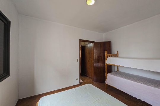 v de apartamento para alugar com 2 quartos, 82m² em Parque Santo Antonio, Jacareí