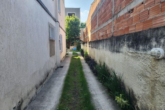 Área comum de casa de condomínio para alugar com 2 quartos, 90m² em Colubandê, São Gonçalo