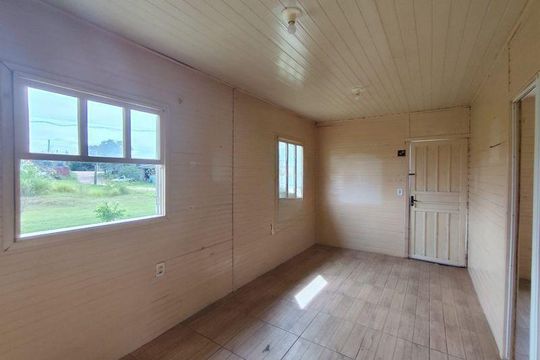 Sala de casa para alugar com 2 quartos, 47m² em Lomba do Pinheiro, Porto Alegre