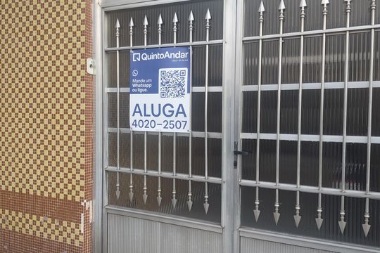 Plaquinha de casa para alugar com 3 quartos, 127m² em Cerâmica, São Caetano do Sul
