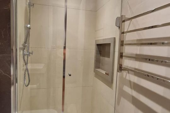 Banheiro de apartamento à venda com 1 quarto, 33m² em Jardim das Acacias, São Paulo