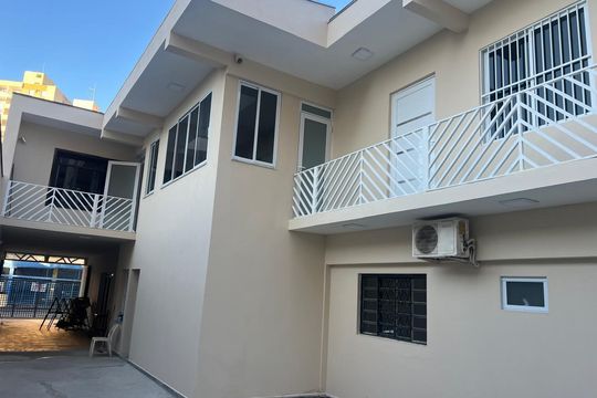 Área externa de casa à venda com 2 quartos, 250m² em Botafogo, Campinas