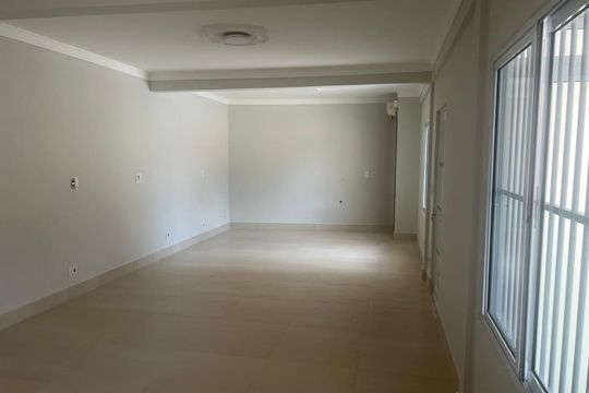 Sala de casa à venda com 2 quartos, 250m² em Botafogo, Campinas