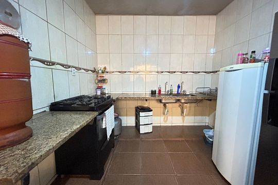 Casa à venda com 4 quartos, 400m² em Vereda, Contagem