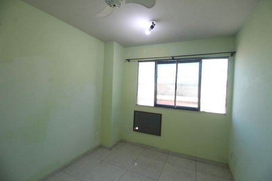 Quarto 1 de apartamento para alugar com 2 quartos, 75m² em Jacutinga, Mesquita